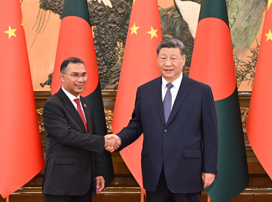 习近平会见孟加拉国总理塔里克